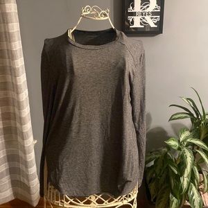 LAST CHANCE! Halogen split hem striped long sleeve shirt